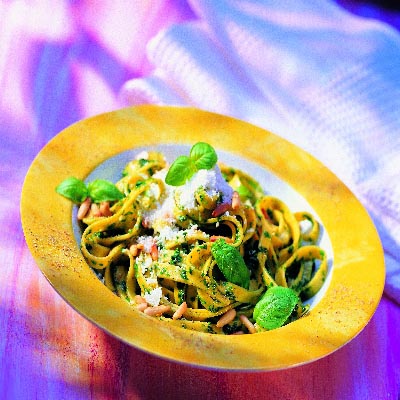 Tagliatelle met spinazie pesto