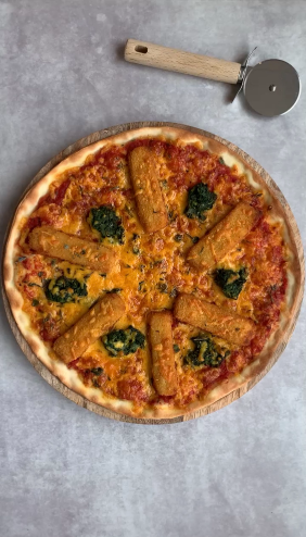 visstick pizza met spinazie
